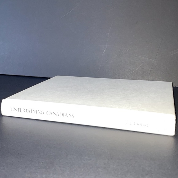 Entertaining Canadians Canada’s International Stars 1900-1988 Ed Gould Book - Picture 12 of 15